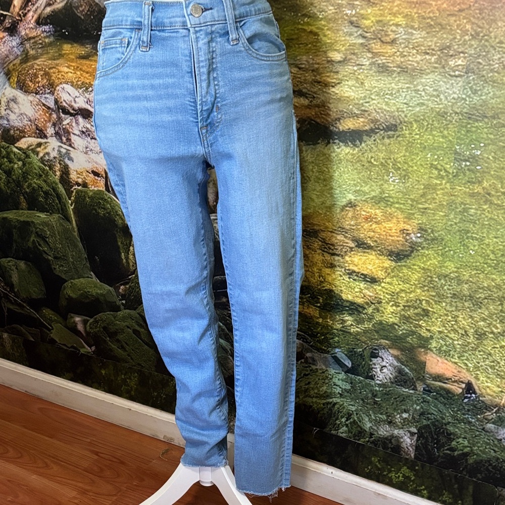 GAP Light Blue Straight Leg Women's Jeans